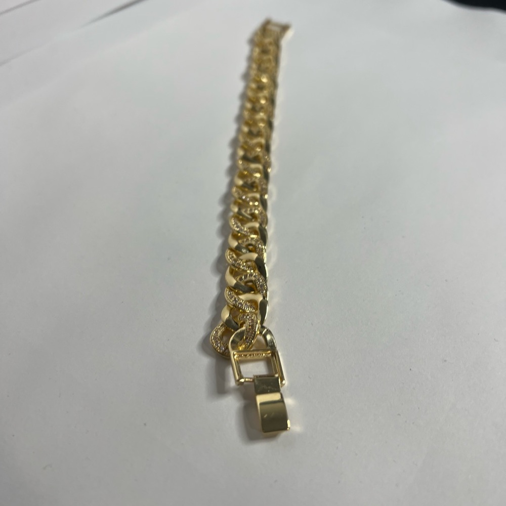 14k goldfilled Cuban link bracelet - Picture 2 of 5